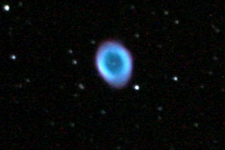 ring_nebula_m57_100805_1.jpg (18378 bytes)